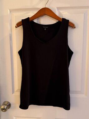 Buckle Black Eased V-Neck Tank Top Medium V-neck